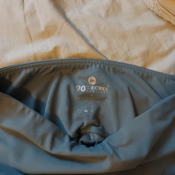 leggings - Picture 2 of 3